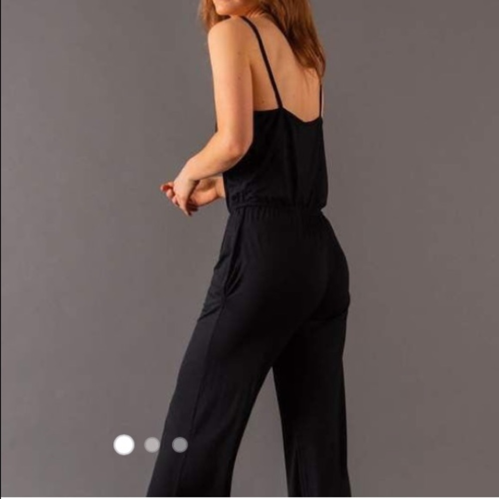 Agnes & Dora black jumpsuit size large